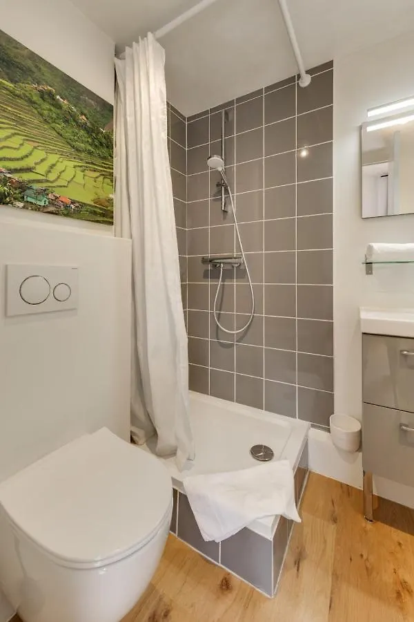 Apartment Le Mont Blanc - Charming T1 Ideal For 2 People With Balcony Annecy France