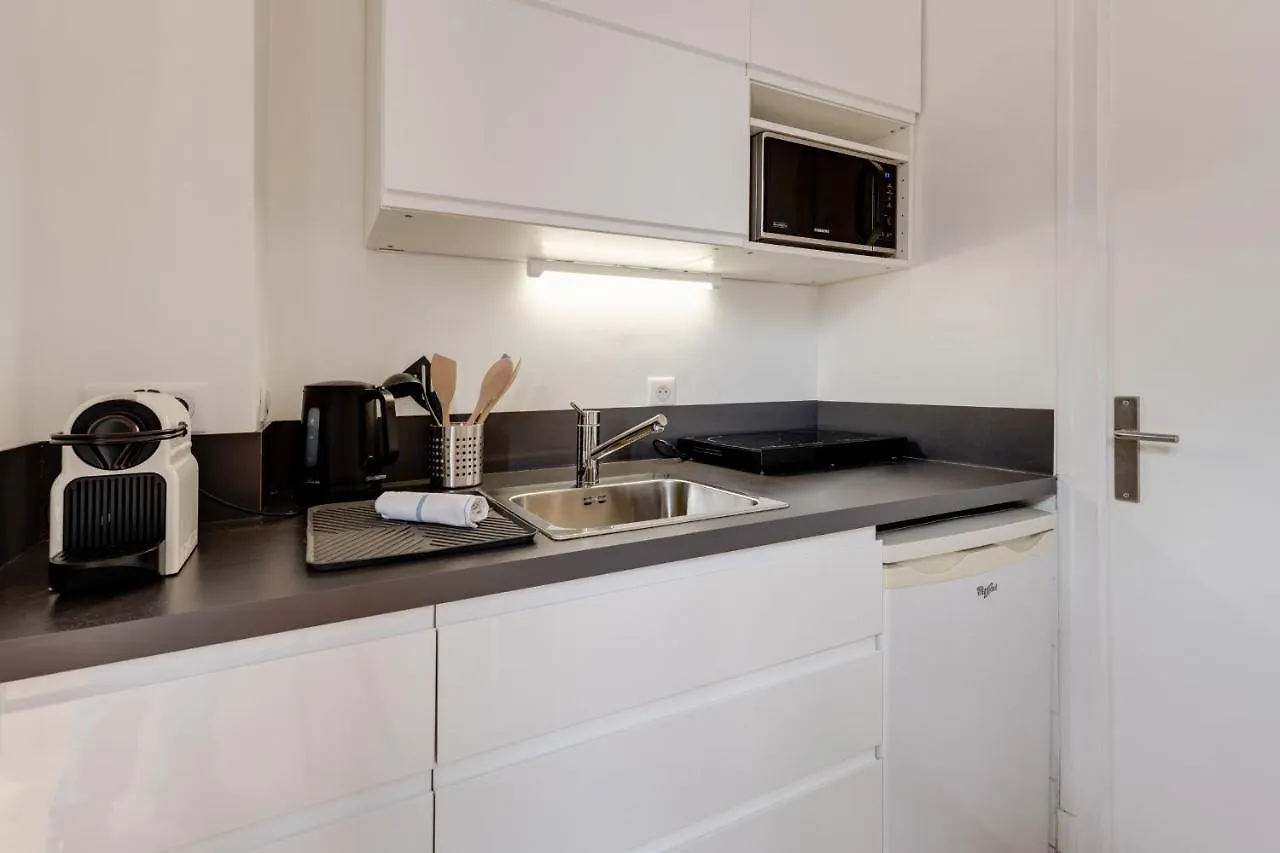 Apartment Le Mont Blanc - Charming T1 Ideal For 2 People With Balcony Annecy