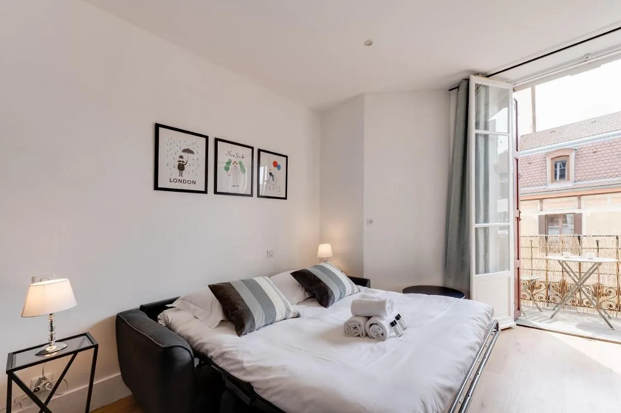 Le Mont Blanc - Charming T1 Ideal For 2 People With Balcony Annecy