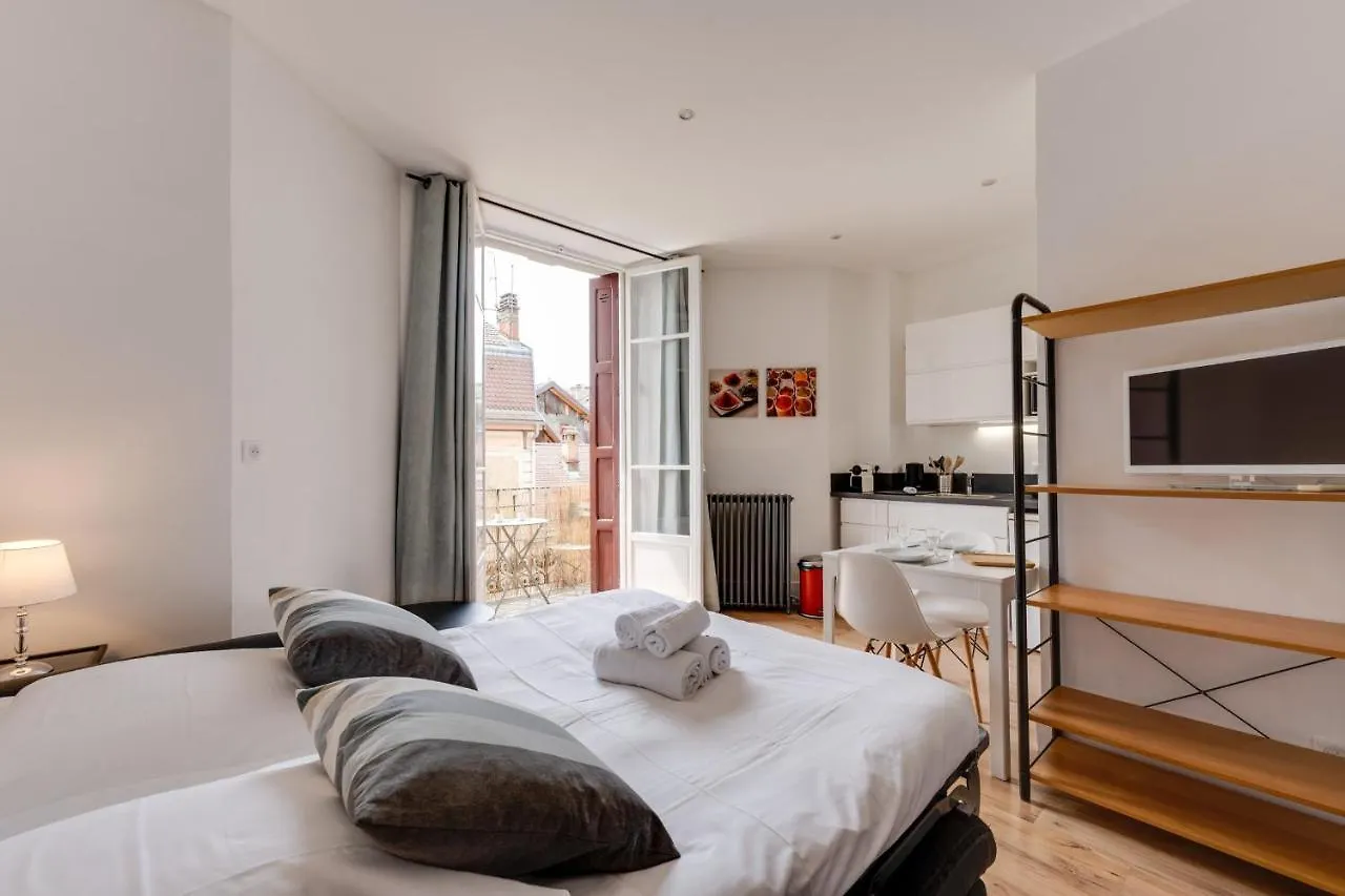 Le Mont Blanc - Charming T1 Ideal For 2 People With Balcony Annecy 0*,